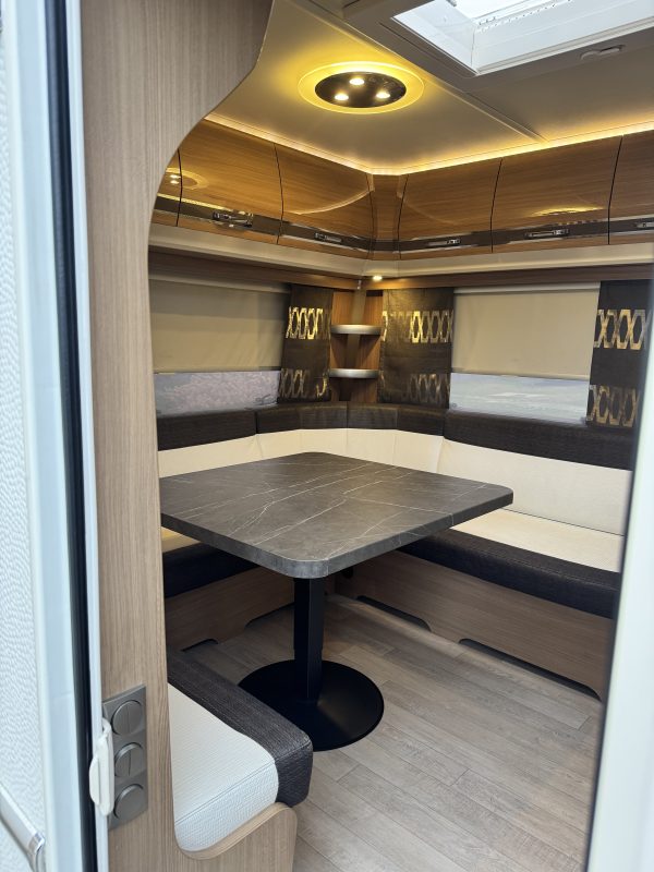 IMG_5615 Fendt Binjou 620